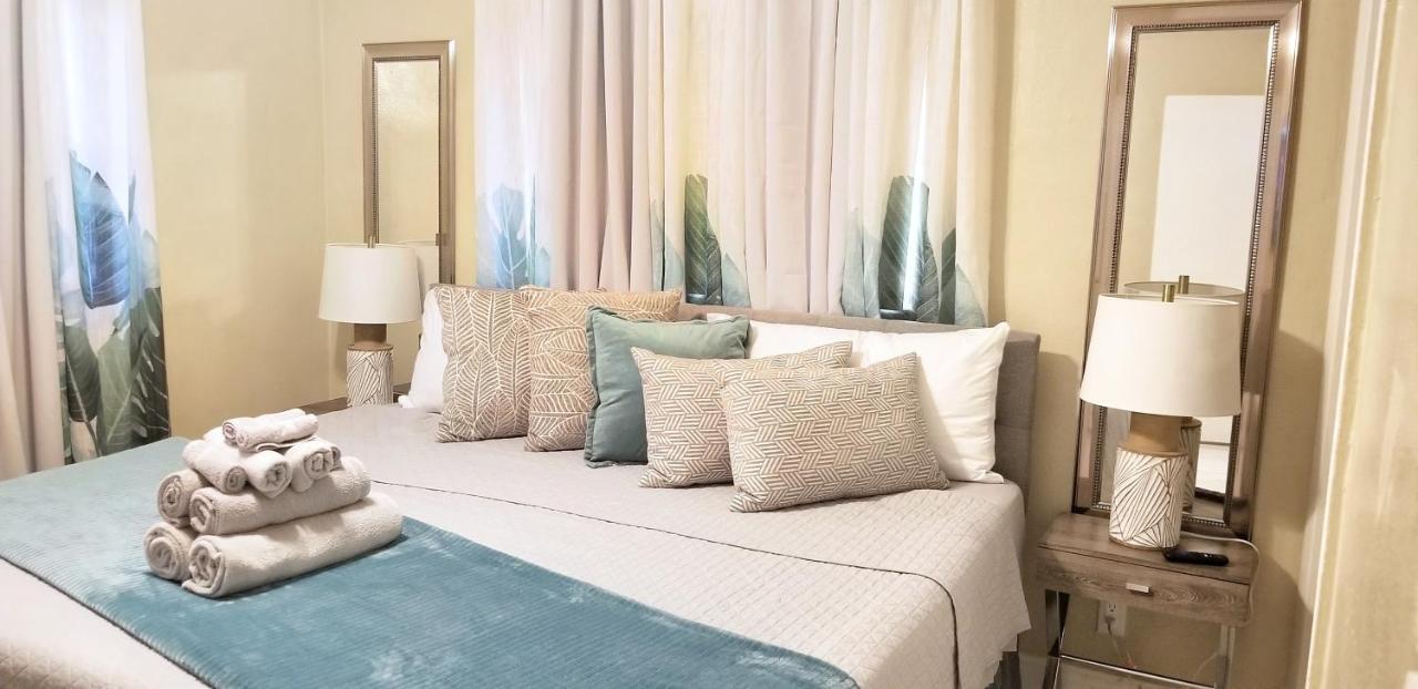 Glam 2 Bedroom Apartment Close To Nsu In Cooper City Екстер'єр фото