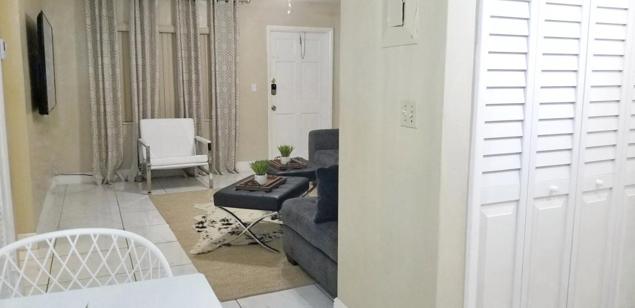 Glam 2 Bedroom Apartment Close To Nsu In Cooper City Екстер'єр фото